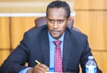 Gudoomiyaha Guddiga doorashooyinka oo xilka laga qaaday