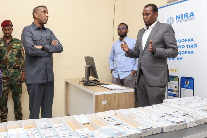 RW Xamsa oo ka Jawaabay Cabashada Shacabka ee qaadashada Kaarka NIRA.