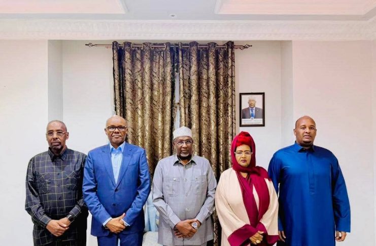 Aadan madoobe iyo xildhibaano kale oo isku raacay in markale Lafta gareen loo dhiso MW Koofur galbeed