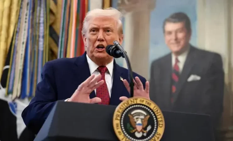 Trump oo dalal kale ku daray liiska xayiraadda socdaalka