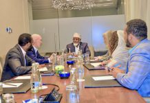 Axmed Madoobe oo Kulan La Qaatay Wakiilka QM iyo Safiirka Midowga Yurub ee Soomaaliya