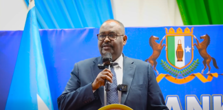 Puntland oo sheegtay in dowladnimada Soomaaliya ay halis weyn ku jirto, loona baahan yahay in la badbaadiyo