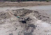 Gaari ay saarnaayeen dad shacab ah oo lagu qarxiyay duleedka Ceeldheer.