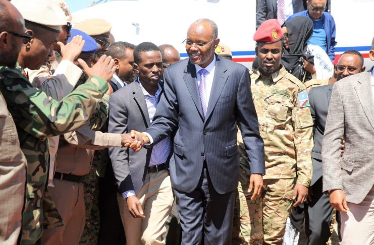 Lafta gareen oo Baydhabo ku laabanayo isagoo khilaaf kala dhexeeya DFS.