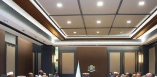 Falcelin xooggan oo ka dhalatey kulamada uu Muqdisho ka wado Xasan Sheekh