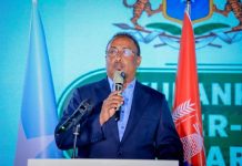 Guddoomiye Muungaab oo si adag uga hadlay burburinta dhulalka